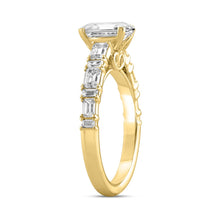 Load image into Gallery viewer, LADIES RING 3.00CT OVAL/BAGUETTE/EMERALD DIAMOND 14K YELLOW GOLD (CENTER STONE OVAL DIAMOND 2.00CT)
