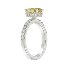 Load image into Gallery viewer, 14K WHITE GOLD 2 1/2CT ROUND/OVAL DIAMOND LADIES RING
