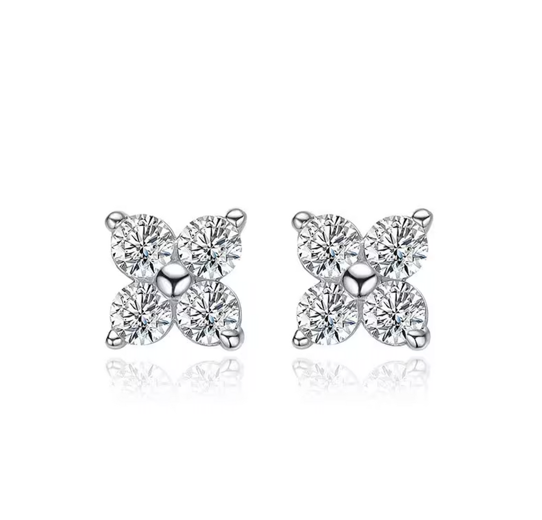 Moissnaite 0.8CTTW Stud Earrings for Women 4 Stones Classic 925 Silver